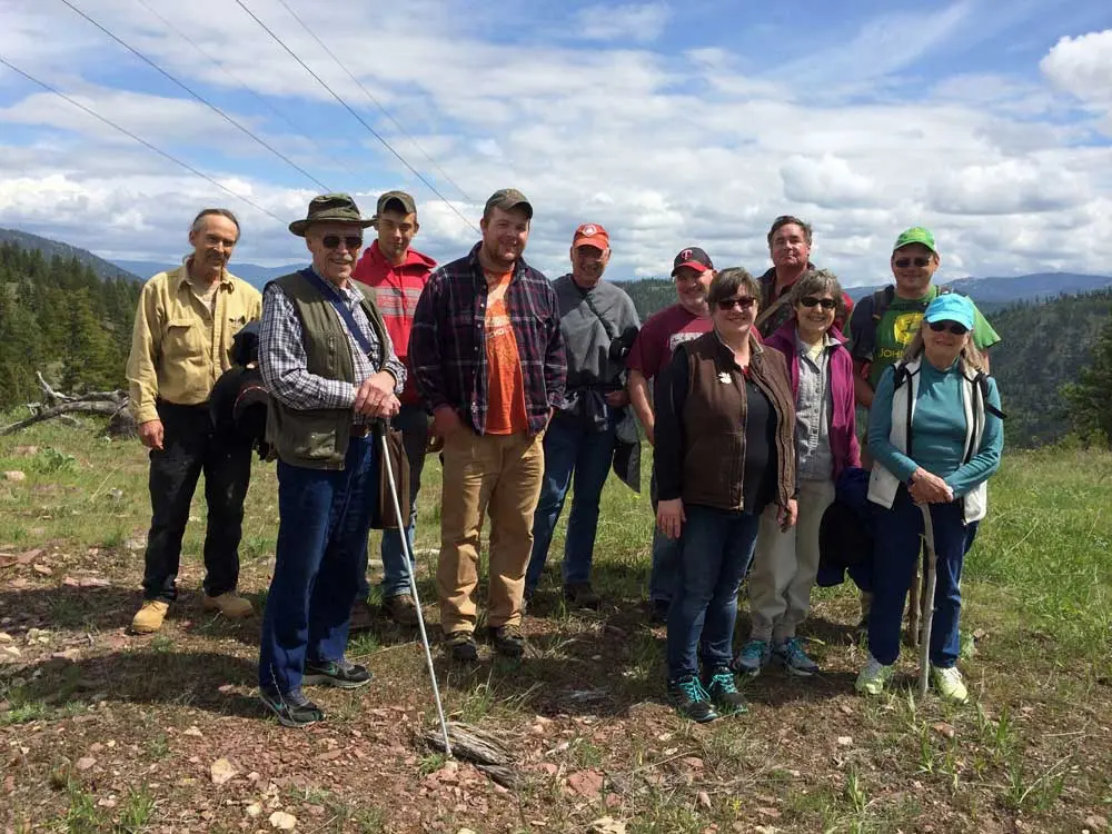 Group at summit Web