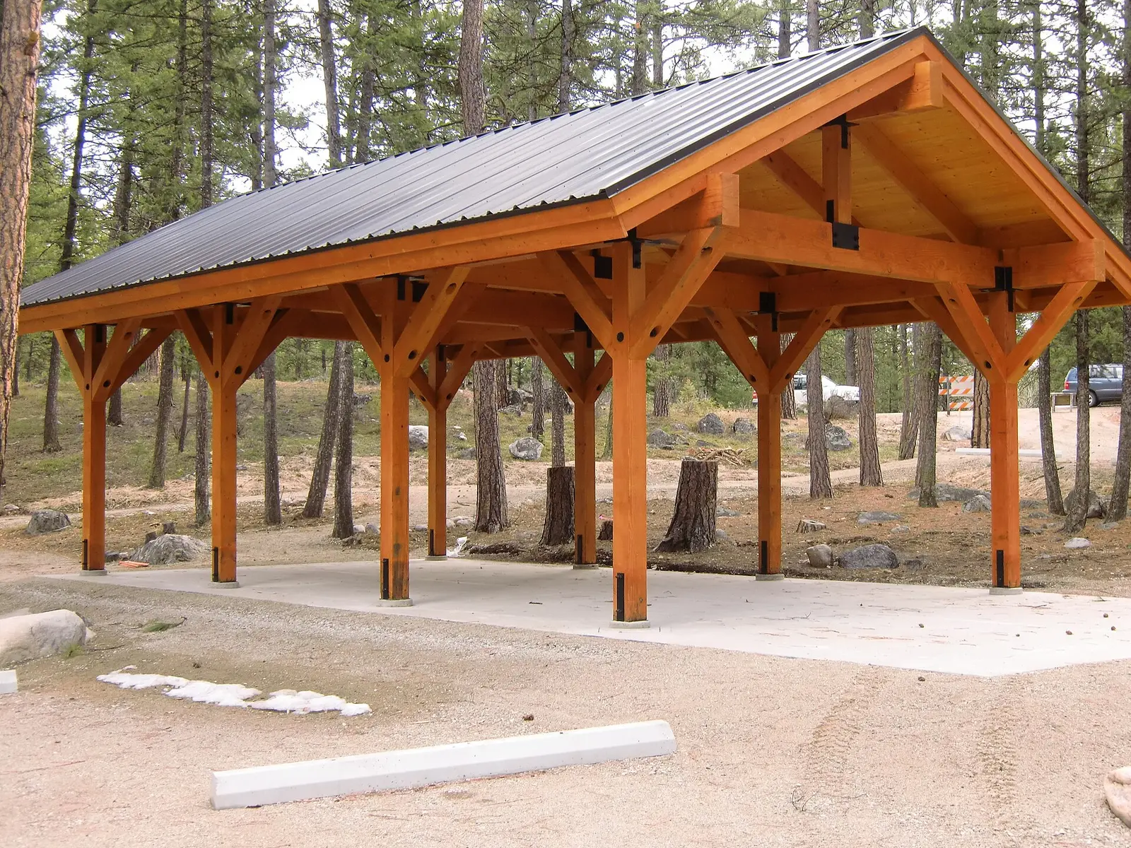 File:Lake Como Group Site - New Pavilion (5569552630).jpg