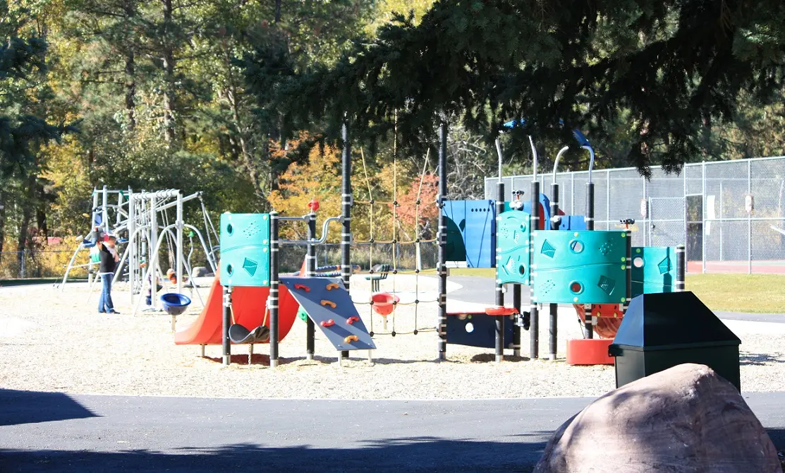 Pineview Play Area