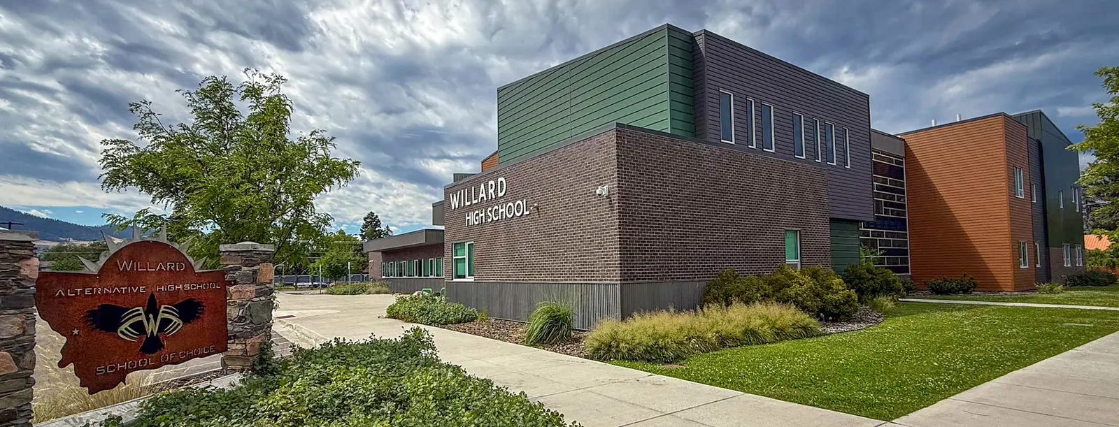 A view of the Willard High School building and sign.