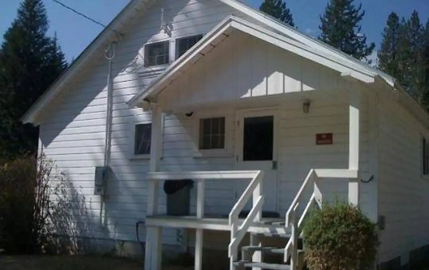 Savenac Bunkhouse 1Bunkhouse east entrance