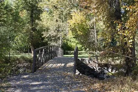 Greenough Foot Bridge