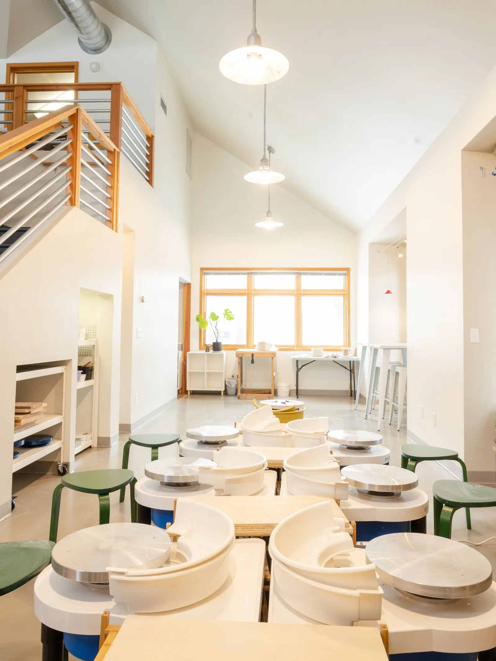 Throw Ceramics is an artist owned and run community ceramics studio in Missoula, Montana. Sign up for 6 week long ceramic classes and pottery lessons from some of the best teachers in the area. We offer ceramic studio space through membership shelf r