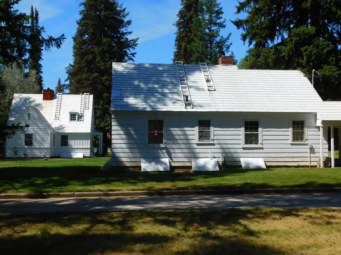 Image of the East Cottage at Savenac, Montana.