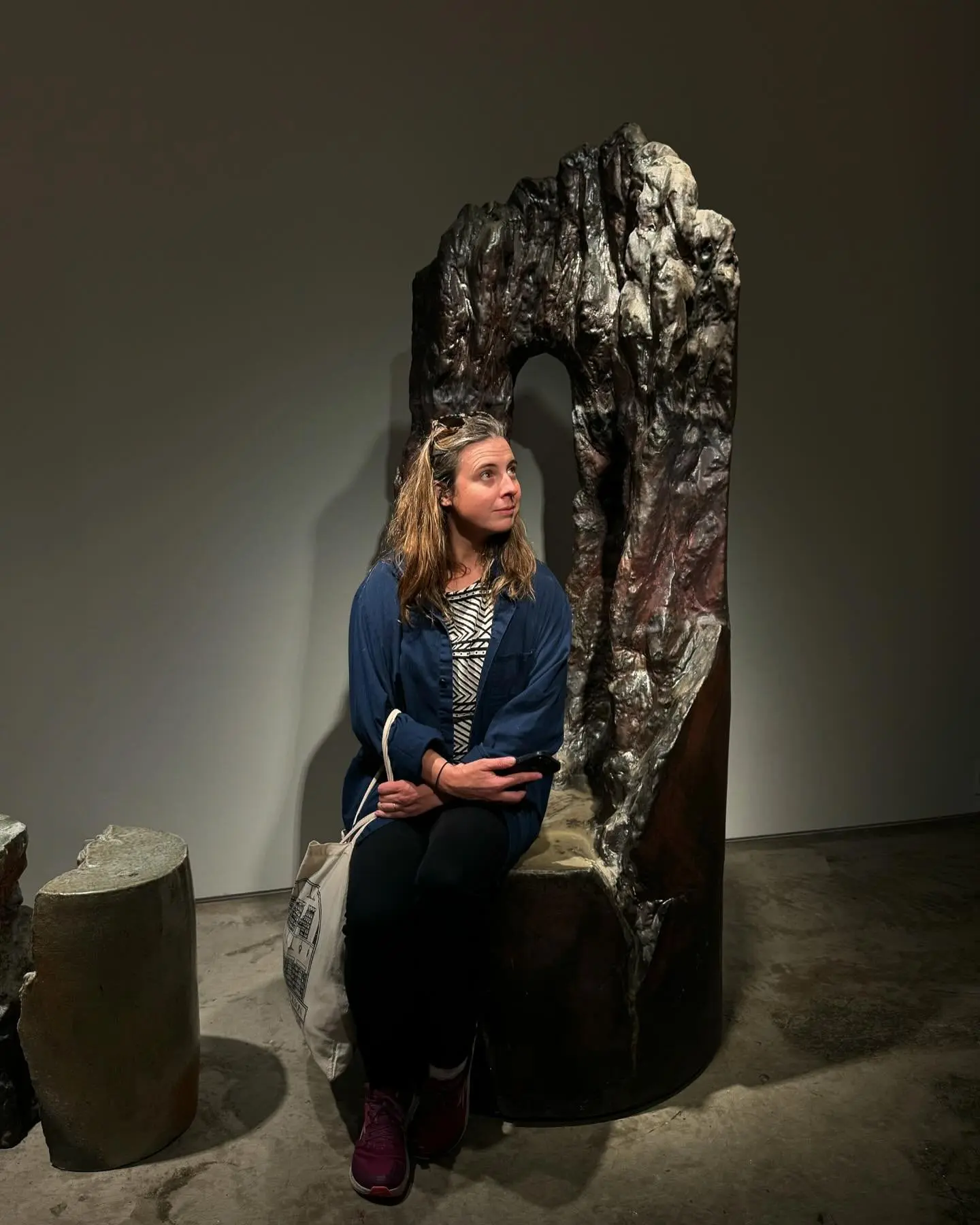 So exciting to take a field trip to NY to @guildgallery & see @zablockiceramics gorgeous work installed! Nice work, Casey! #ceramics #pottery #missoulamontana #nyc #guildgallery #woodfire #caseyzablockiceramics #fieldtrip