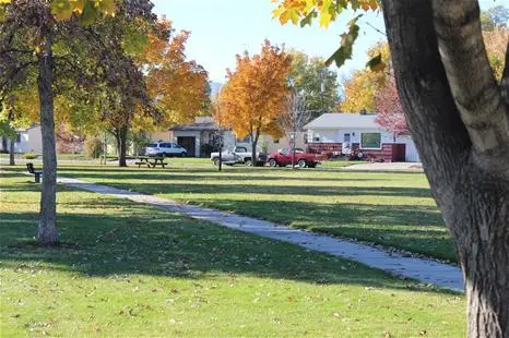 Boyd Park Sidewalk