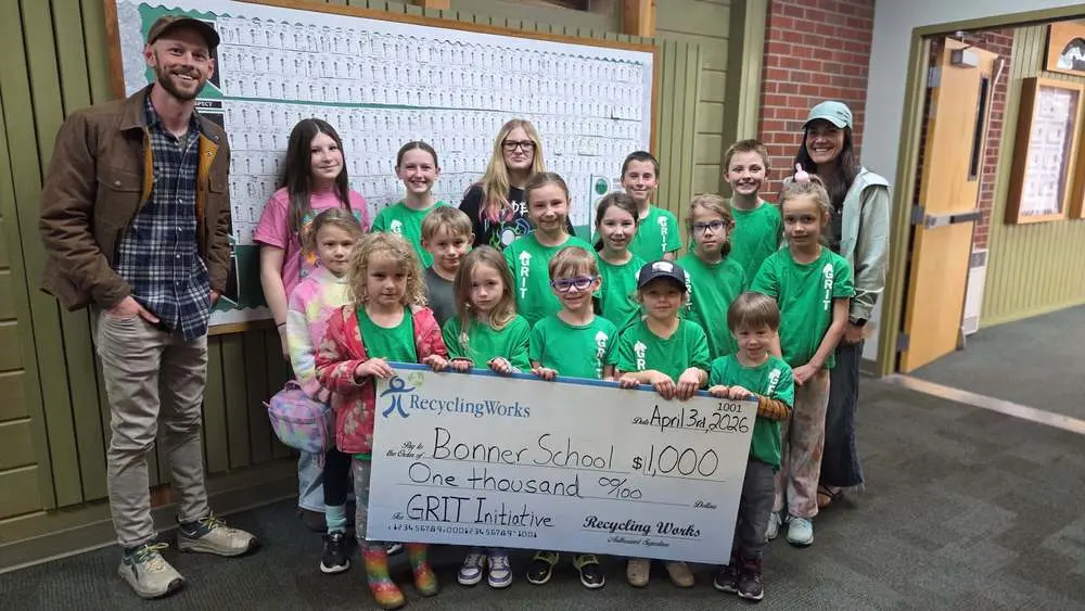 Lumberjacks of the Quarter hold the BIG check!