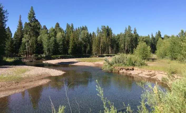 The park is located along the iconic Blackfoot RIver, just a mile from Lincoln.