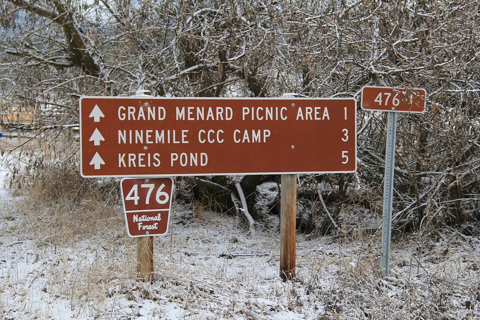 File:Sign for 476 National Forest Road - Grand Menard Picnic Area - Ninemile CCC Camp.jpg
